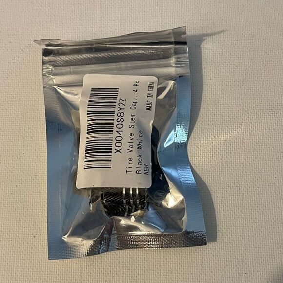 Acura Logo valve Stem caps in Black set of 4 NWT - Picture 4 of 4